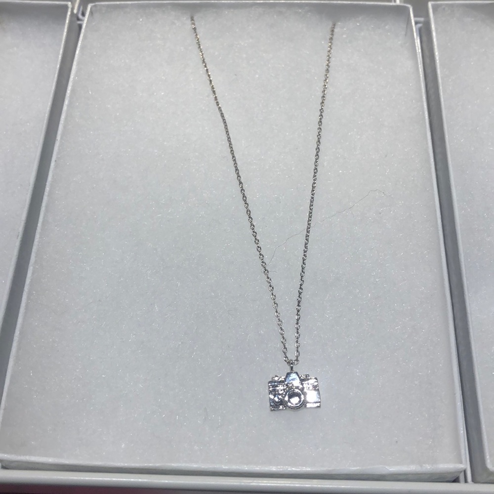 Camera necklace - Picture 2 of 2